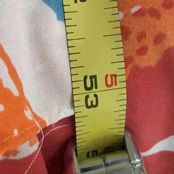 Vintage White scarf with blue red orange design 9x53 in - Picture 5 of 5